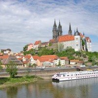 Zicht op Dresden vanaf de Elbe